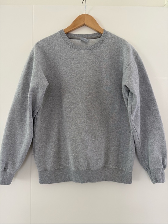 TNA Sweaters - TNA Cozy AF Gray Crewneck Sweatshirt, size medium.